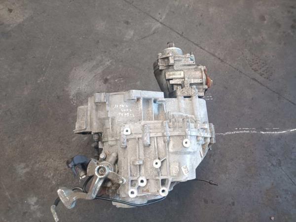 BOITE DE VITESSE MANUEL - Vue 3